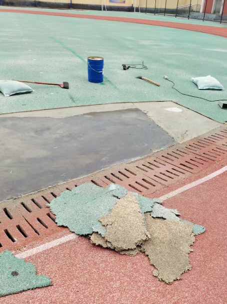 襄阳球场翻新维修补、球场翻新修补改造